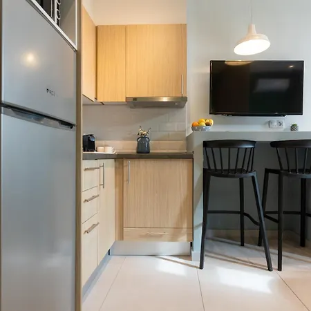 Yellow Door, Nilie Hospitality Mgmt Θεσσαλονίκη
