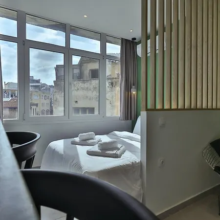 Yellow Door, Nilie Hospitality Mgmt Θεσσαλονίκη