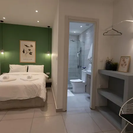 Yellow Door, Nilie Hospitality Mgmt Θεσσαλονίκη