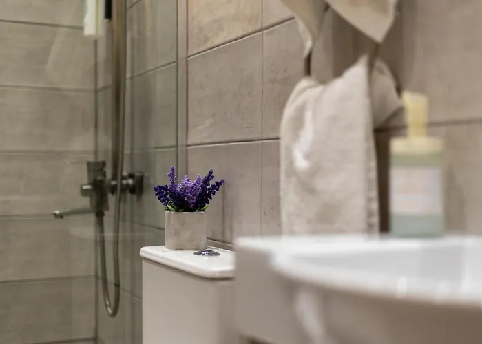 Yellow Door, Nilie Hospitality Mgmt Apartamento