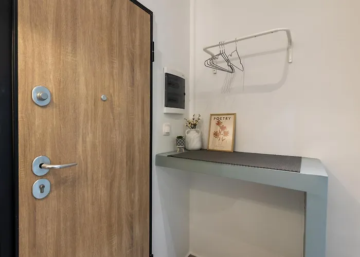 Apartment Yellow Door, Nilie Hospitality Mgmt
